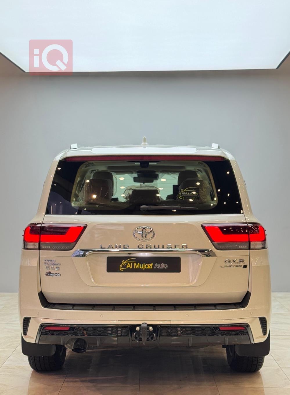 تويوتا لاندكروزر